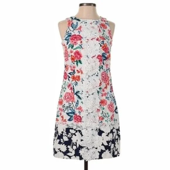 white christmas dresses Ashlyn Shift Dress main image 0